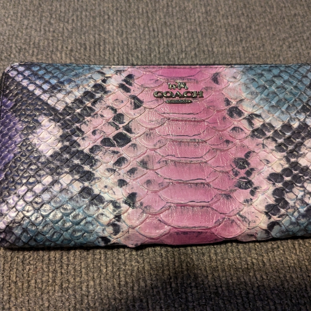 Coach wallet